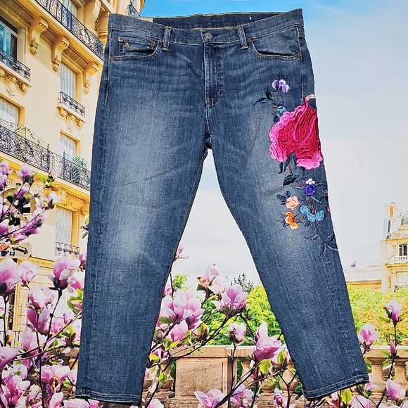 Polo Ralph Lauren Blue Capri Jeans with Floral Embroidery Size 32 - Picture 2 of 10